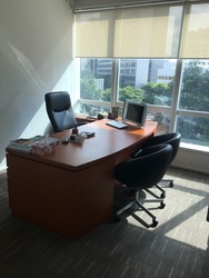 Sunshine Plaza (D7), Office #183075192